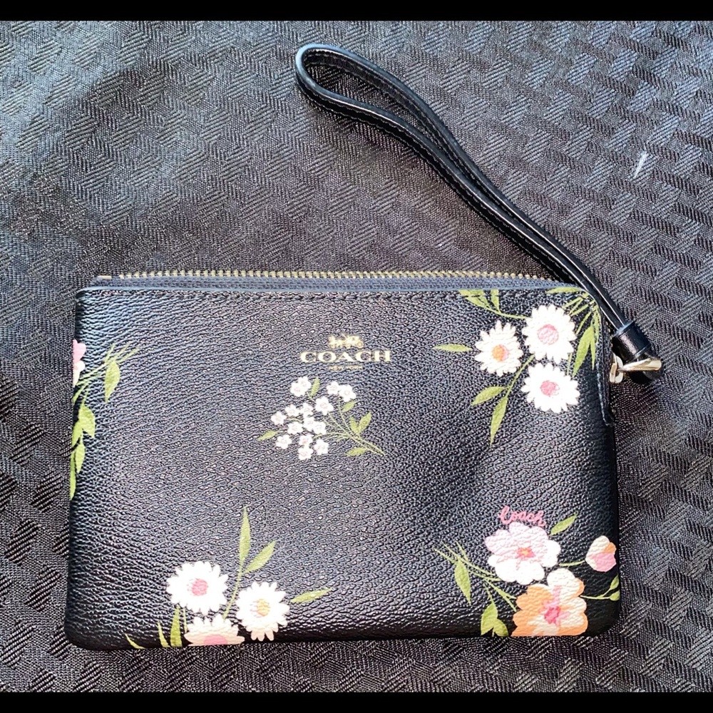 Coach flower wristlet